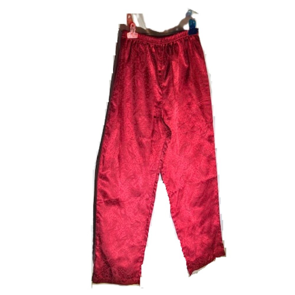 Middle eastern pants for women.
